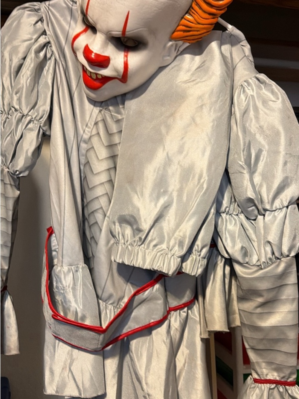 Pennywise costume